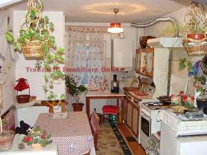 Vand apartament 4 camere