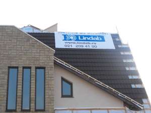 execut montaj tabla tip tigla lindab roca gerard mbs plannja