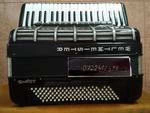 Vand acordeon Weltmeister-cantus v