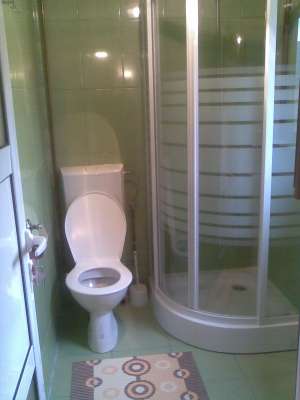 VIND CASA VACANTA 3 CAMEREPE VALEA ARIESULUI ZONA BURU