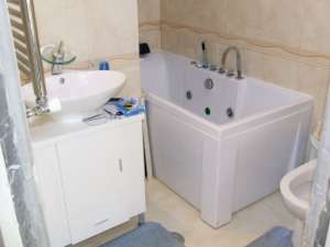 RENOVARI INTERIOARE SI EXTERIOARE