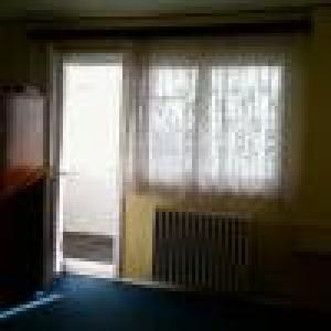 vand 4 camere urgent