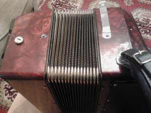 Vand Acordeon Hohner Verdi II in sita,   bandonat 8/80