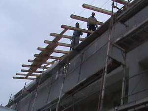 ACOPERIS CU STRUCTURA DIN LEMN SAU METAL