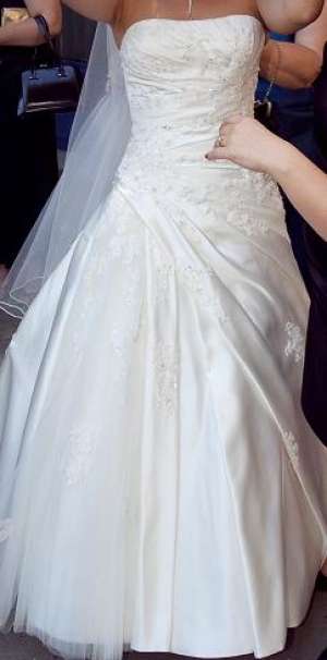 rochie de mireasa Rialto Pronovias model 2009