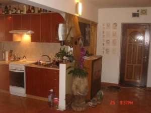 VAND APARTAMENT 3 CAMERE PIATRA NEAMT ZONA ASIROM