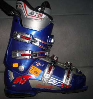 schiuri-clapari-snowboard-booti