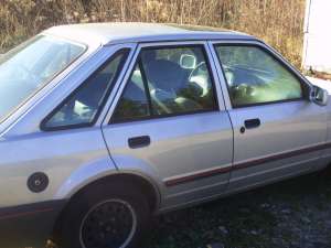 vand ford escort bravo diesel an 1990 stare buna de functionare neimatriculata fara nici un rand de 