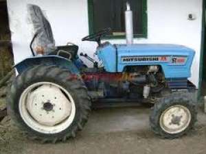 vand tractorasi japonez