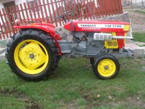 vand tractorasi japonez