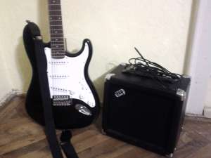 Vand Chitara Electrica Ieftin!!!!NEG.!
