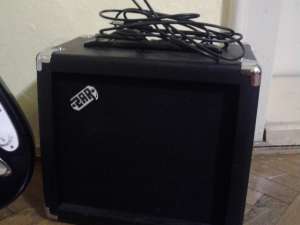 Vand Chitara Electrica Ieftin!!!!NEG.!