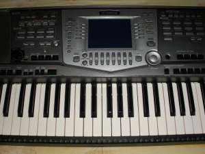 Orga yamaha psr 1000