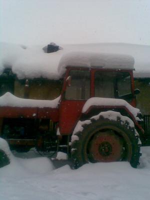 vand tractor si utilaje aferente