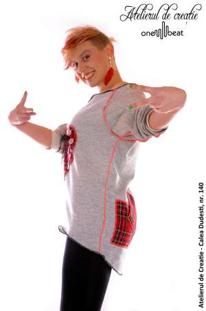 Nou !! Bluza sport Unicat "Onebeat Fashion"