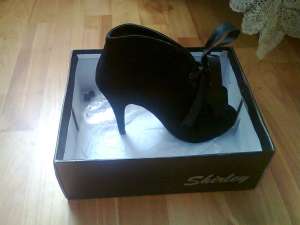 vand botine negre nr 37