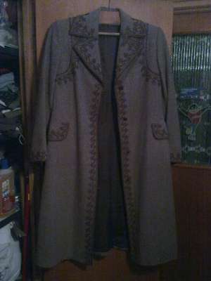 FRUMOS PARDESIU DE DAMA,     MATERIAL DIN LANA - TRENCH
