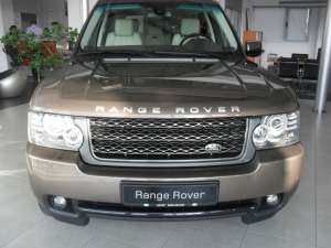 Vand autoturisme din gama Land Rover si Range Rover