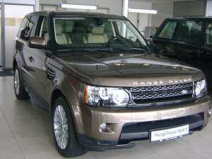 Vand autoturisme din gama Land Rover si Range Rover