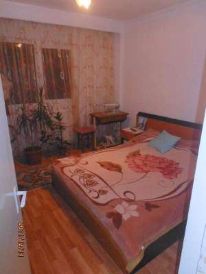 Bacau,  vand apartament cu 2 camere decomandat in zona Energiei � Miorita