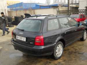 Dezmembrez Audi  A4