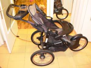 Vand caucior jogging Baby Trend Expedition LX adus din USA