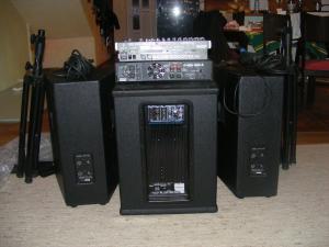 Sistem PA mixer,  amplificator,  boxe,  sub amplificat,  stendere,  cabluri 1600W rms 3280 lei