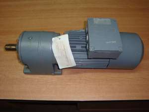motoare elecrice cu reductor