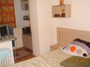 vand apartament 3 camere pe str gh doja nr 62 bl d62/5