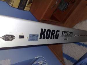 VAND KORG TRITON CU RAMI 64 SI HARDISK DE 2 GIGA