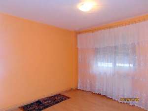 BACAU,  VAND APARTAMENT 2 CAMERE DECOMANDAT,  PE MIORITA - BRADULUI
