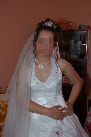 Vand rochie mireasa