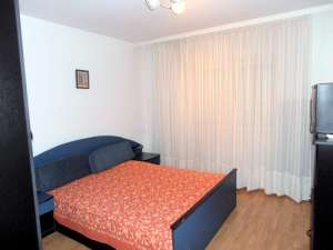 BACAU,  VAND APARTAMENT CU 3 CAMERE DECOMANDATE,  de LUX,  PE MARTIR HORIA