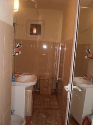 Vand apartament 2 camere,  42 mp,  zona Turnatorie Campina