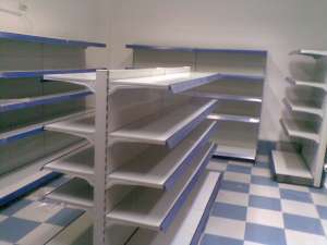 Vand rafturi second hand pentru supermarket