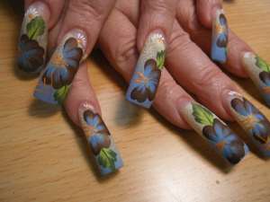 aplic unghii false cu gel 60 ron si 40 ron intretinere