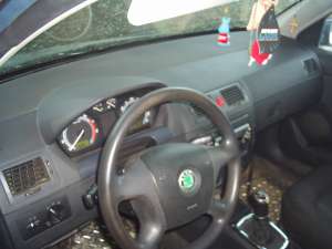 vand sau schimb cu auto diesel masina e foarte bine intretinuta