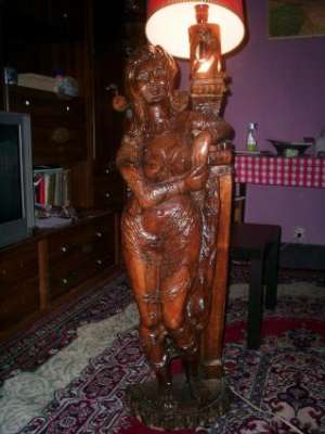 Sculpturi de vanzare