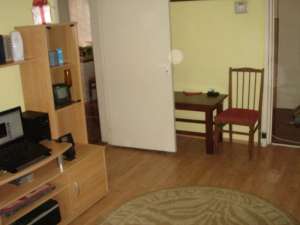 Apartament 3 camere,   Buftea-Studiou,   52mp,   33.000E neg.