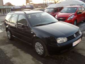 VOLKSWAGEN Golf,   2001,   benzina, 