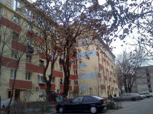 Particular vand garsonira Vitan Mall