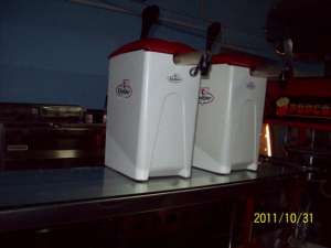Ofer utilaje pentru patiserie second hand italienesti