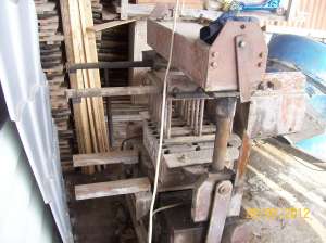 VAND VIBRO PRESA HIDRAULICA BOLTARI