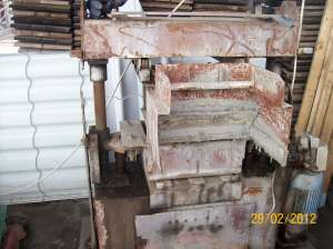 VAND VIBRO PRESA HIDRAULICA BOLTARI