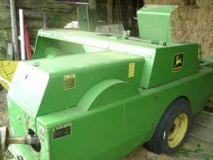 JOHN DEERE 332 A