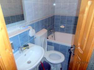 BACAU,  VAND APARTAMENT CU 2 CAMERE DECOMANDATE PE BANCA NATIONALA