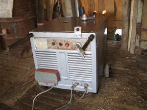 VAND scule industriale si de mare putere ptr. prelucrarea lemnului (Abric grosime-DIG de 5,     5kw,