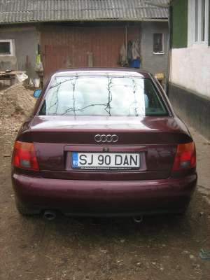 Vand Audi A4 B5    1.6 Benzina