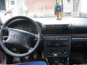 Vand Audi A4 B5    1.6 Benzina