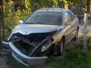 Vand Renault Laguna 1 (94-95) 2000 benzina, pt piese